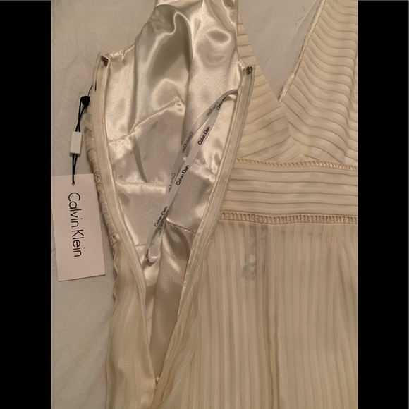 Dresses, Calvin Klein, size 6, color cream - Picture 4 of 5